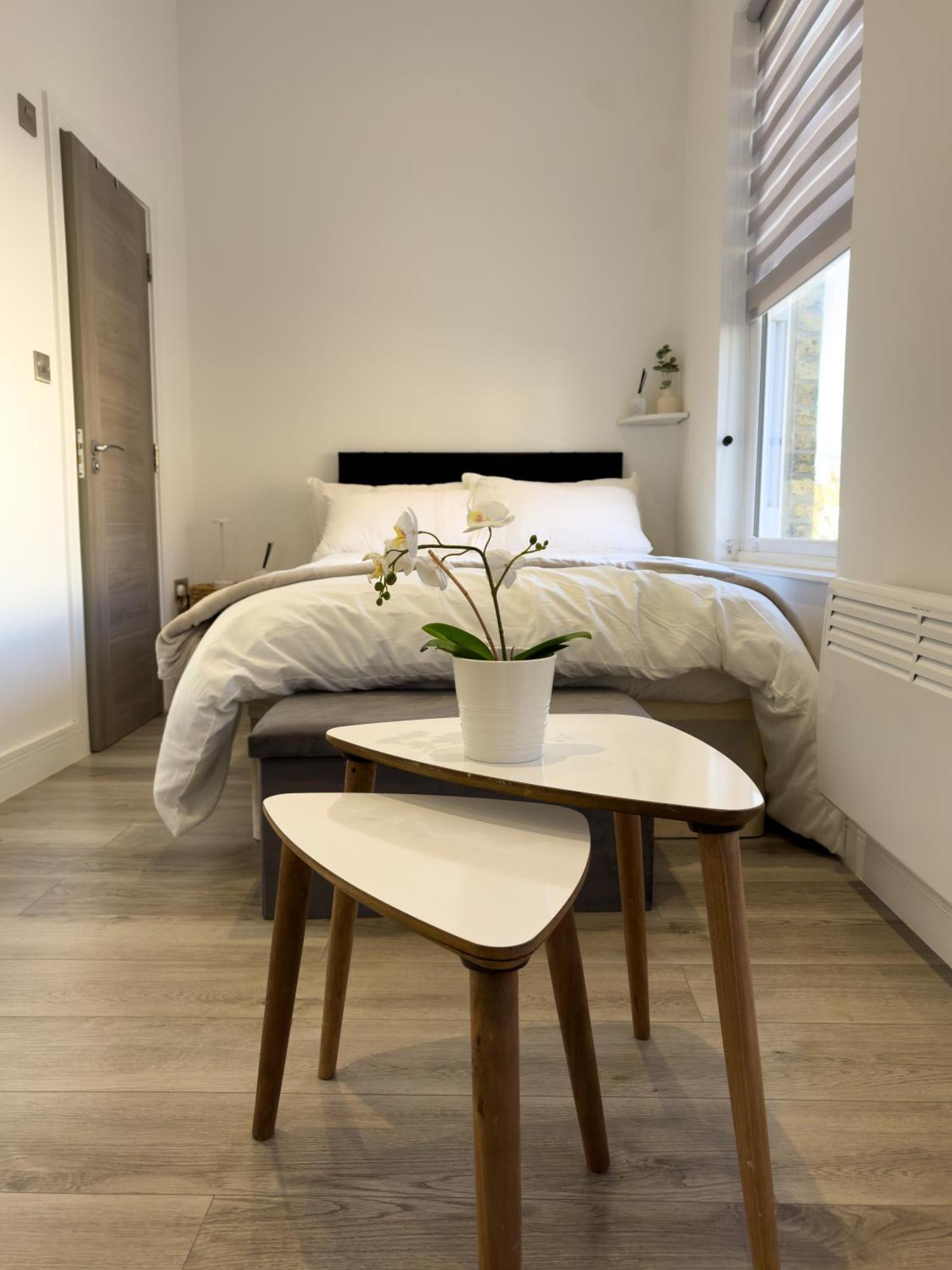 Апартаменты Flat 20 Min From Center Лондон