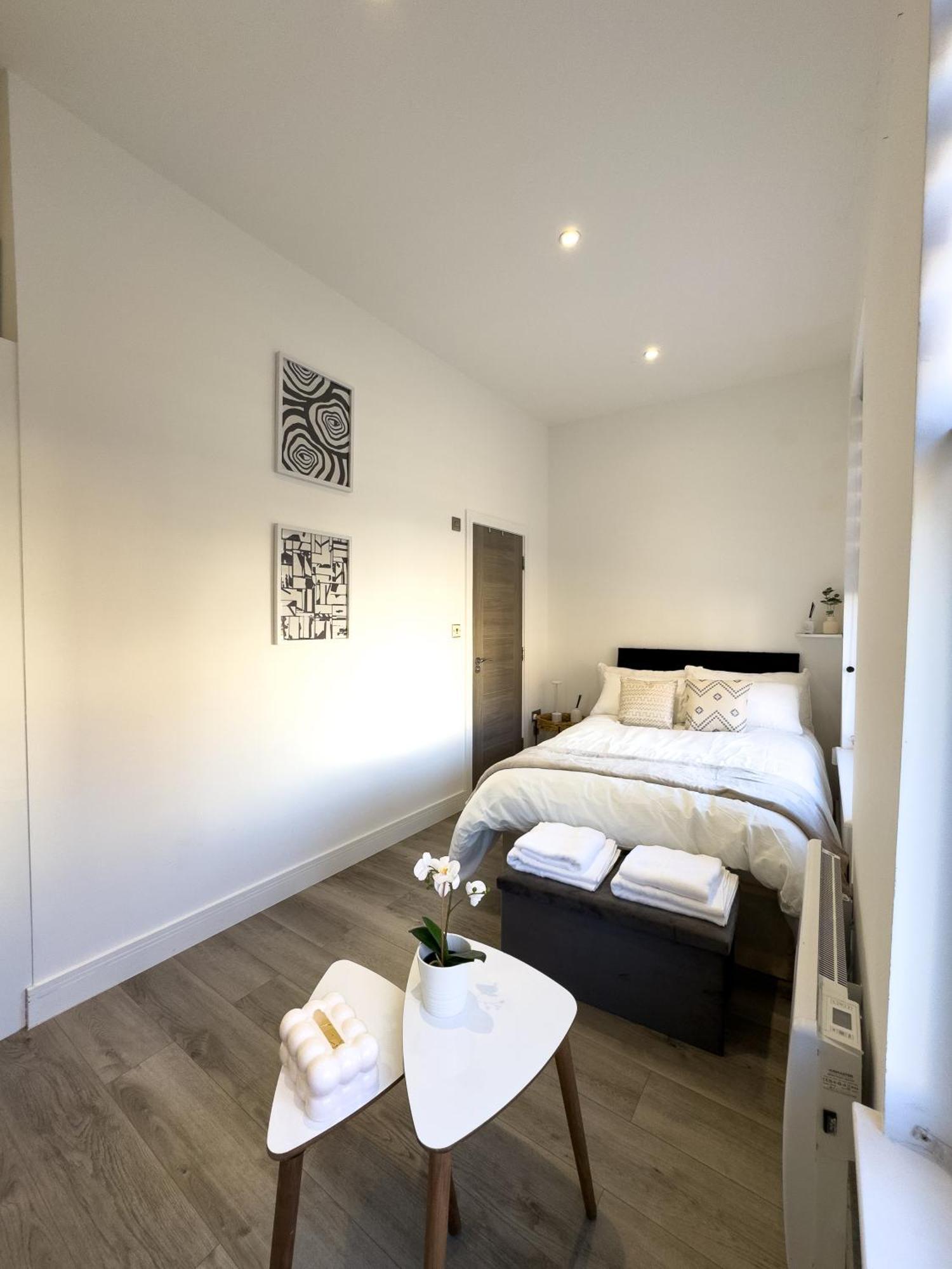 Апартаменты Flat 20 Min From Center Лондон