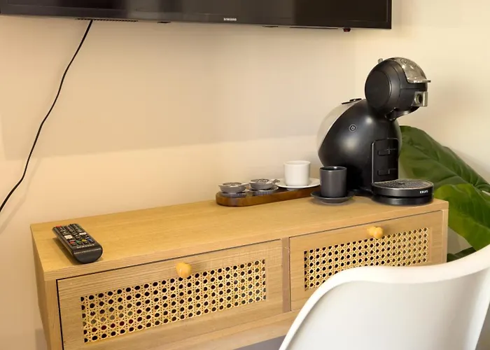 Studio Flat 20 Min From City Center London